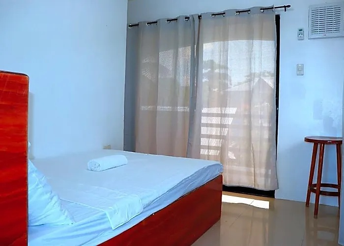 Hotel Triple M Guest House- Malapascua 3*